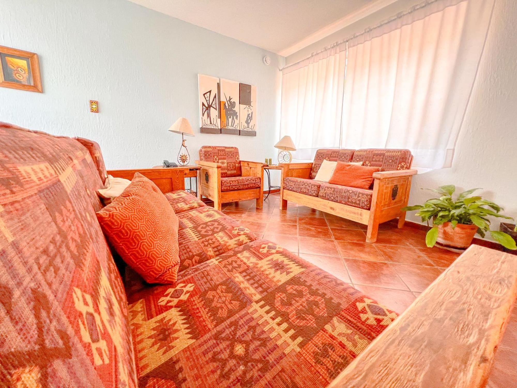Colorful Family Condo With Terrace And Free Parking Guanajuato Eksteriør billede